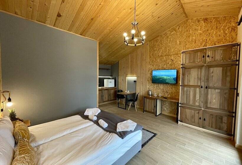 بنسيون Sea And Mountain Jar House