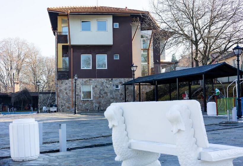 بنسيون Sea And Mountain Jar House