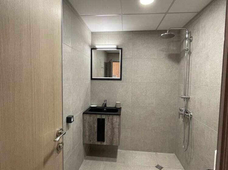 بنسيون Sea And Mountain Jar House