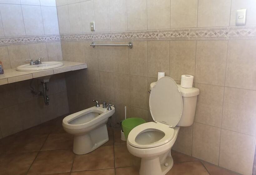 ペンション Tahiti