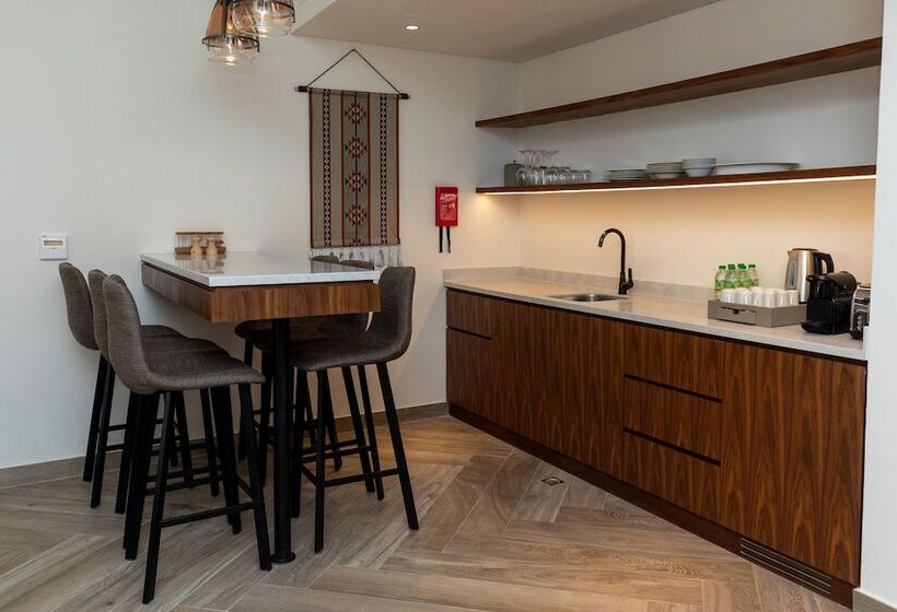 استراحتگاه Bab Al Nojoum Bateen Liwa