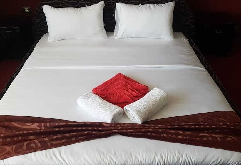 Rey Hotel & Restorant