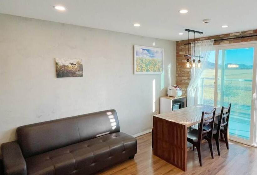 Suncheon Pension 702