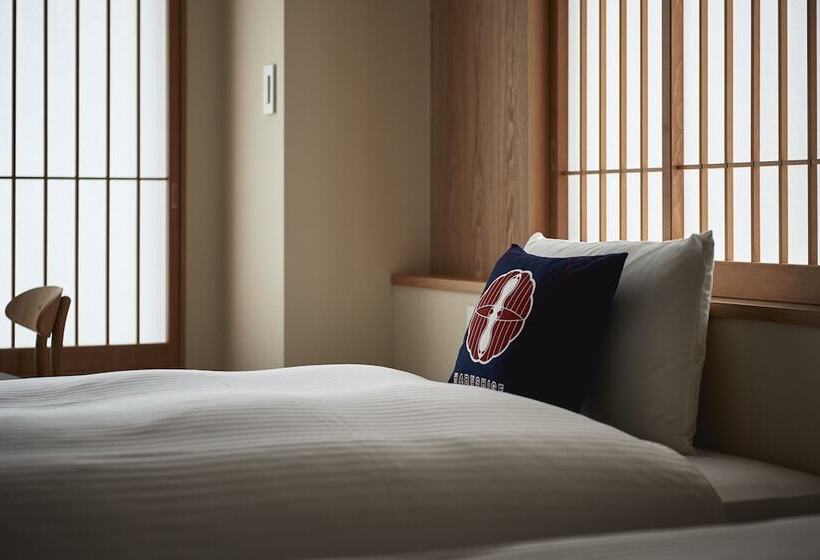 The Hotels Hakata Harushige Shinkan