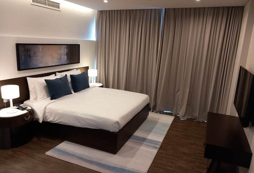 C   Hotel And Suites Doha