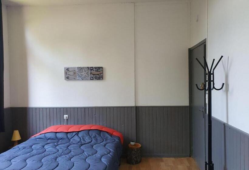 הוסטל Camping Des 2 Rives  Chambres