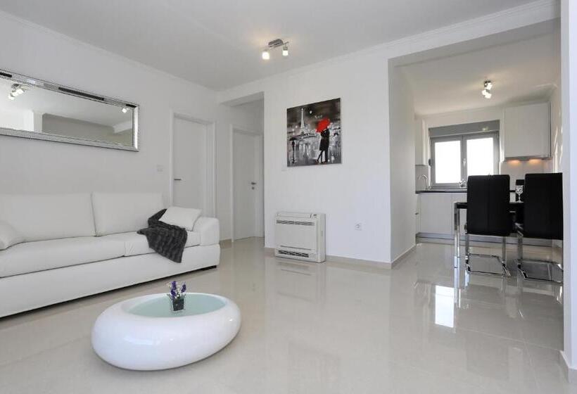 Apartments Sun Resort Nikolina