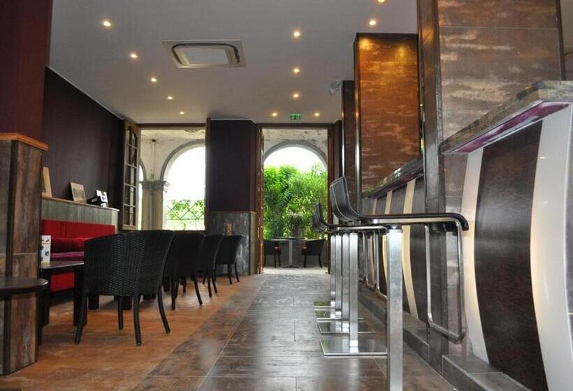 ベッドアンドブレックファースト Apostrophe Chambres D Hôtes