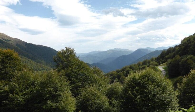 민박 Bedbreakfastbikespyrenees