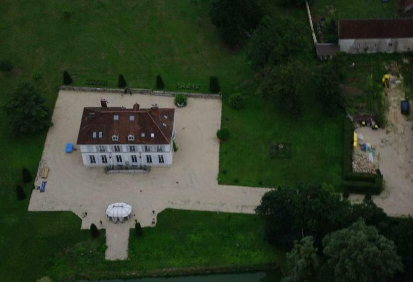 住宿加早餐  Chateau De Pommeuse