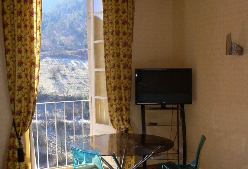 住宿加早餐  Ermitage De Peyreleau