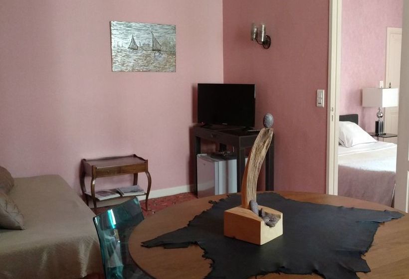 住宿加早餐  Ermitage De Peyreleau