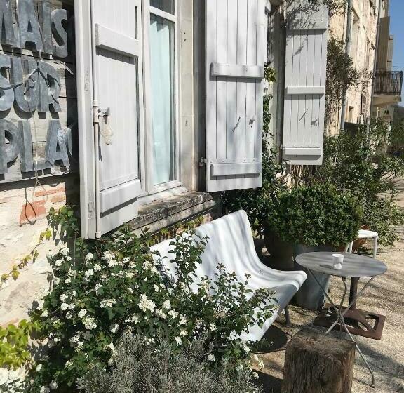 ベッドアンドブレックファースト La Maison Sur La Place