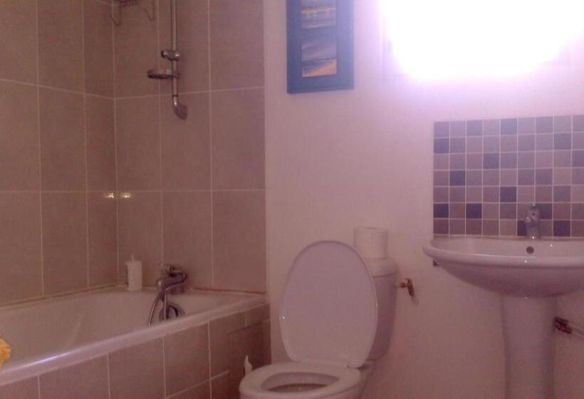 住宿加早餐  L'autourserie