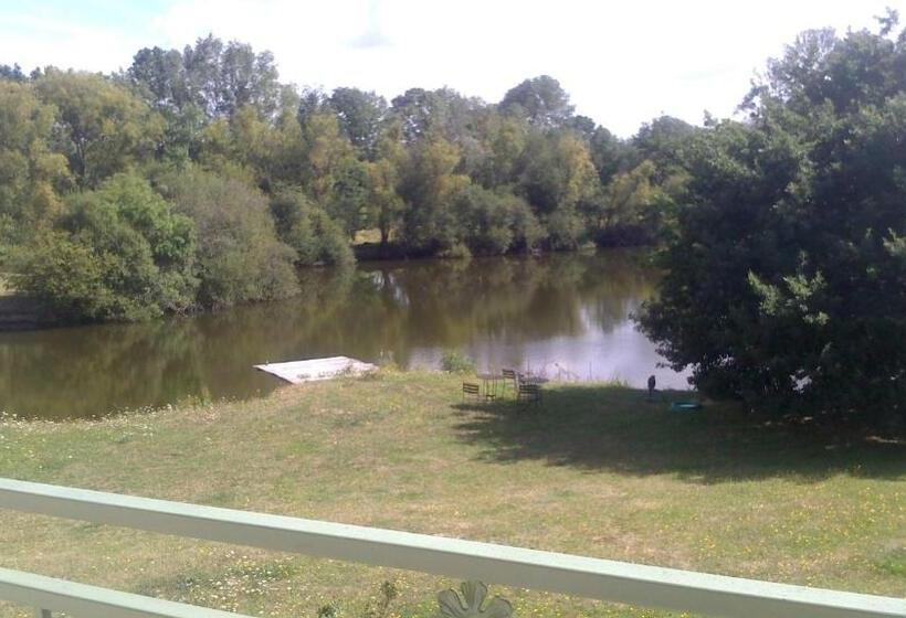 住宿加早餐  L'autourserie