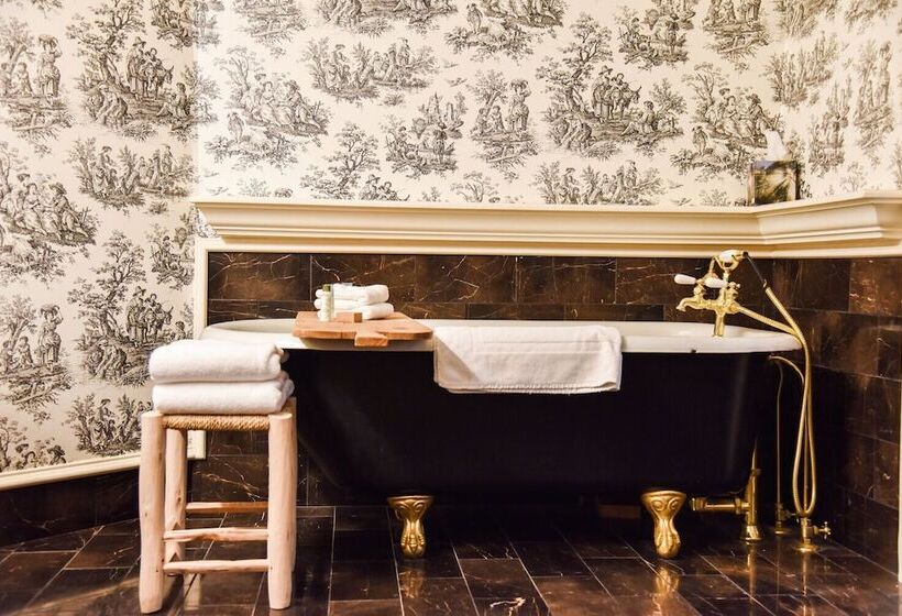 Bed and Breakfast The English Merchant's Inn