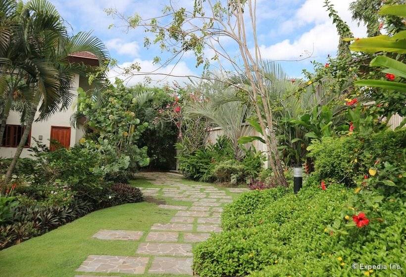 Bravo Resorts  Munting Paraiso