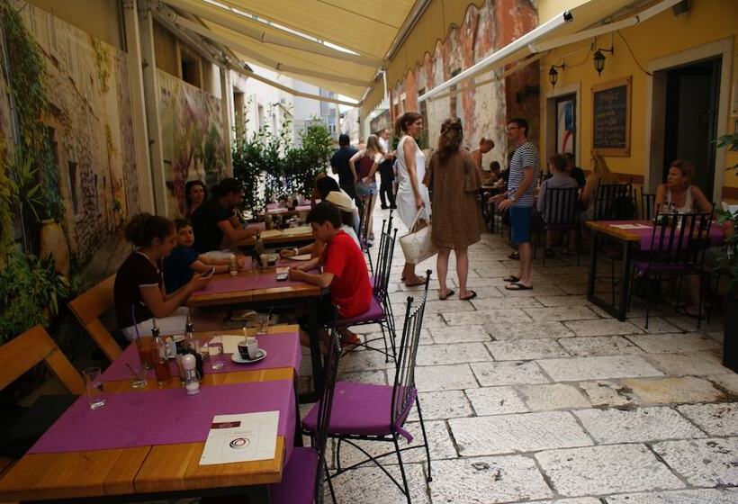 Central Apartments Integrated