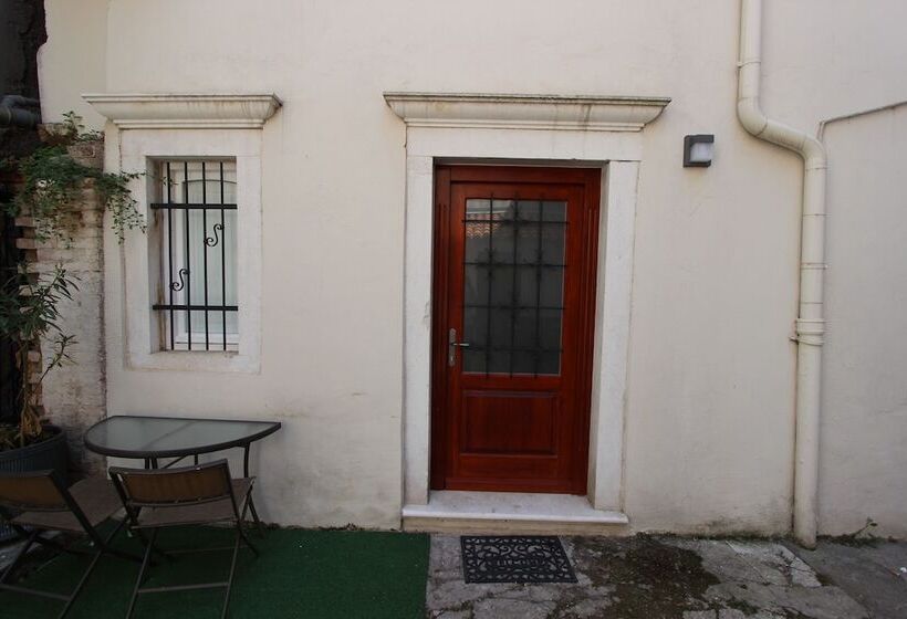 Central Apartments Integrated