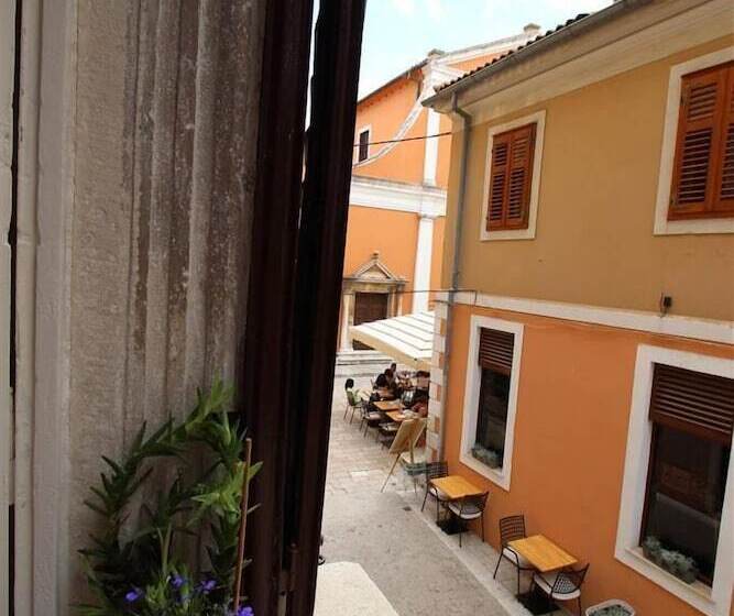 Central Apartments Integrated