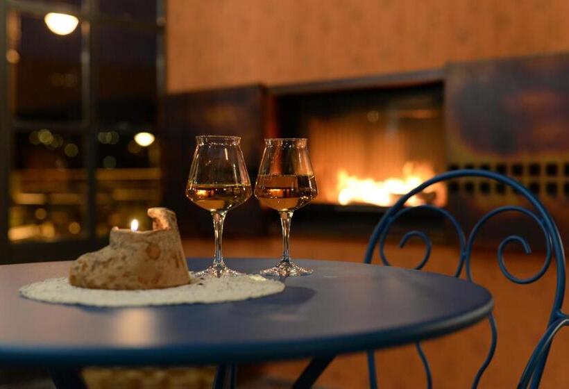 פונדק Leonardo Resort