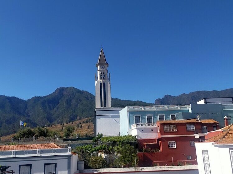 Hostel Albergue La Casa Encantada