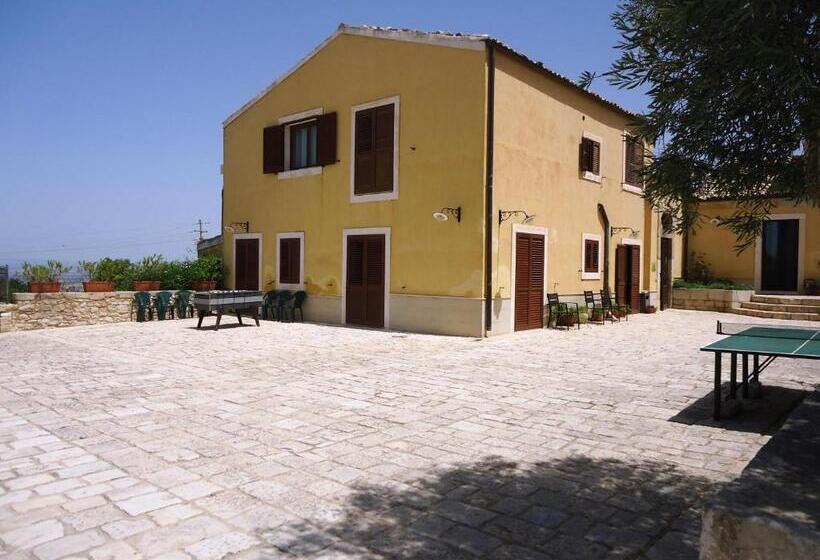 فندق Agriturismo Tenuta Margitello