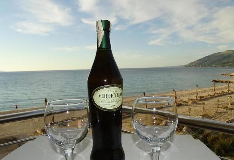 בית מלון כפרי Alba-gert