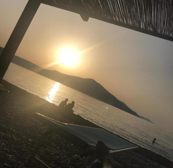 בית מלון כפרי Alba-gert