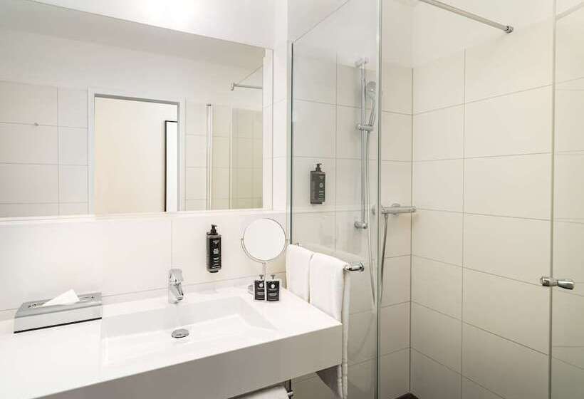 Отель Elaya Leipzig City Center