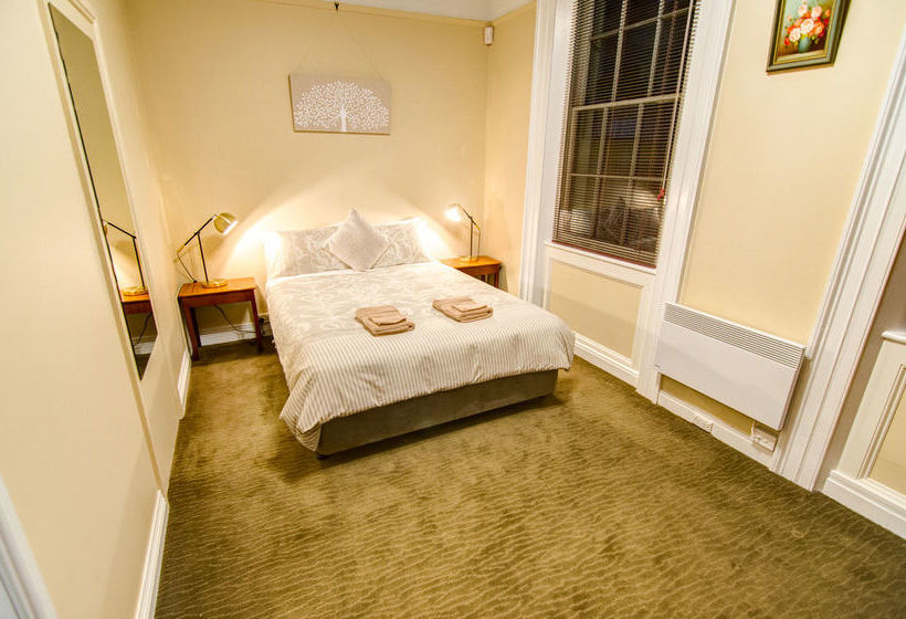 בית מלון כפרי Ashcroft Apartments