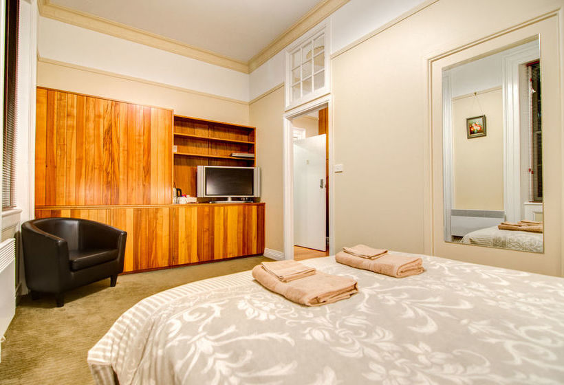 בית מלון כפרי Ashcroft Apartments