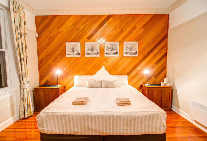 בית מלון כפרי Ashcroft Apartments