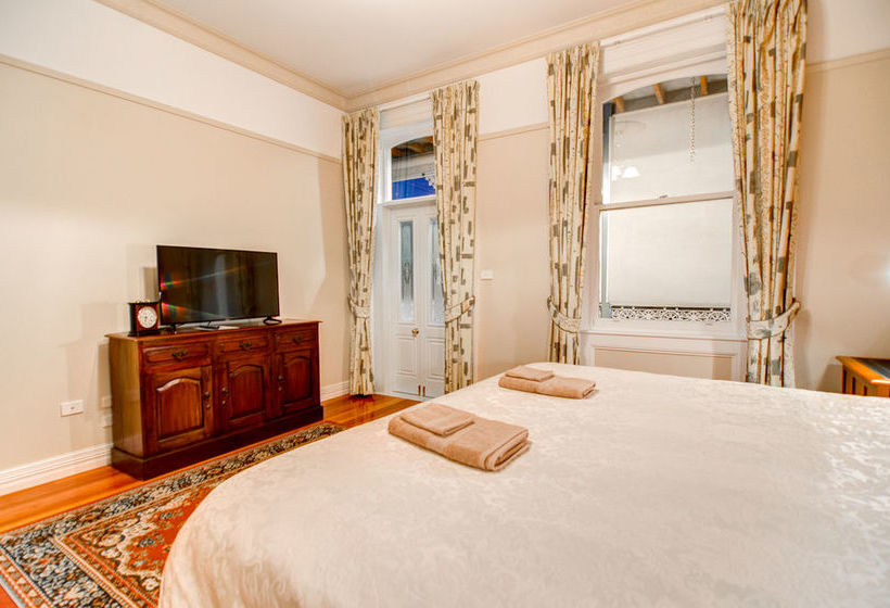 בית מלון כפרי Ashcroft Apartments