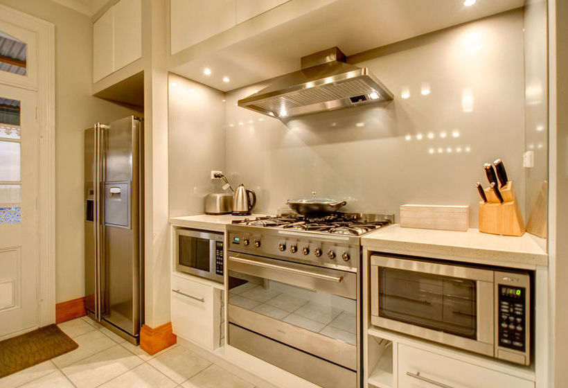 בית מלון כפרי Ashcroft Apartments