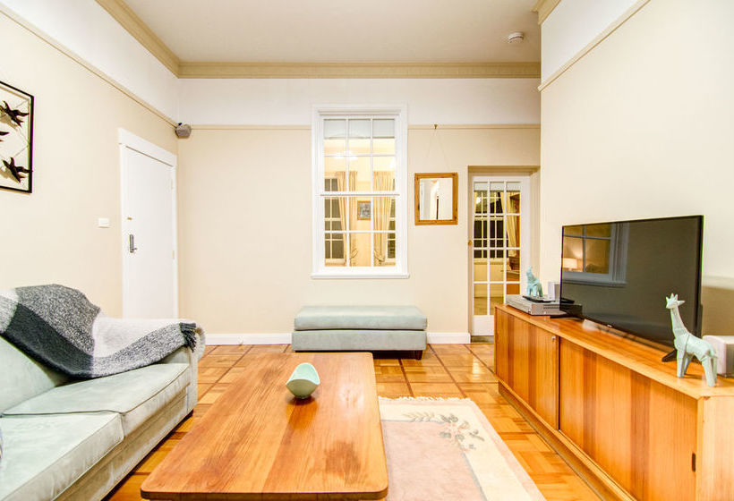 בית מלון כפרי Ashcroft Apartments