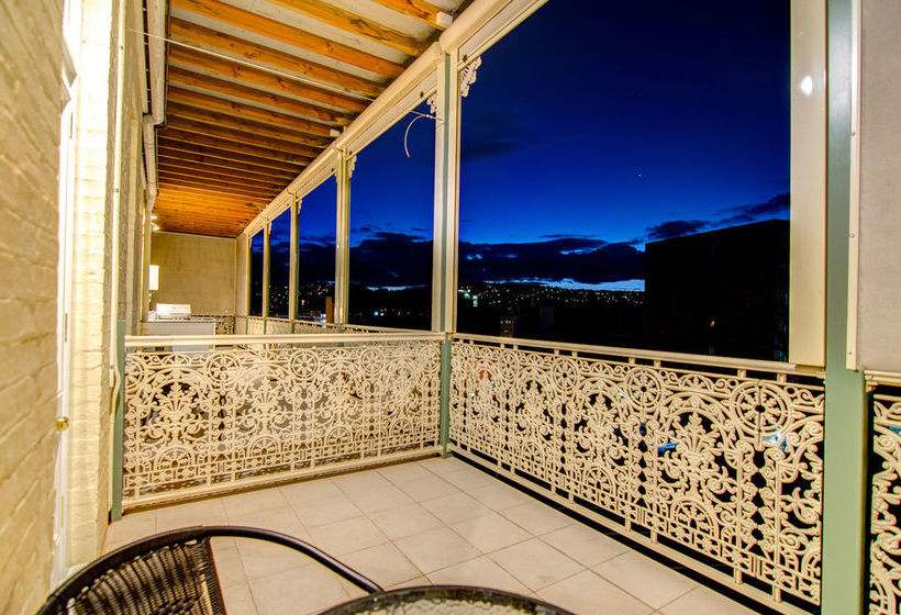 בית מלון כפרי Ashcroft Apartments