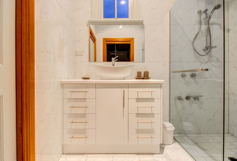 בית מלון כפרי Ashcroft Apartments