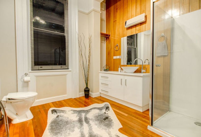 בית מלון כפרי Ashcroft Apartments