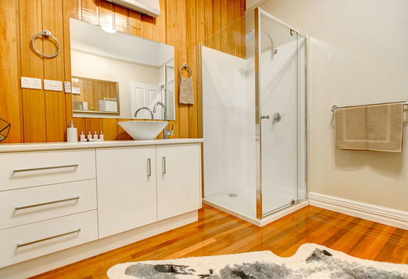 בית מלון כפרי Ashcroft Apartments