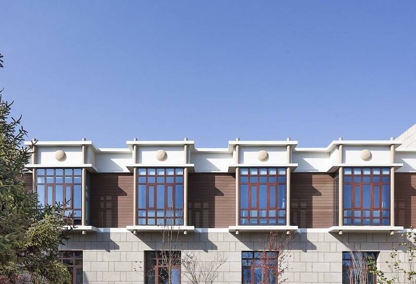 Отель Banyan Tree Jiuzhaigou