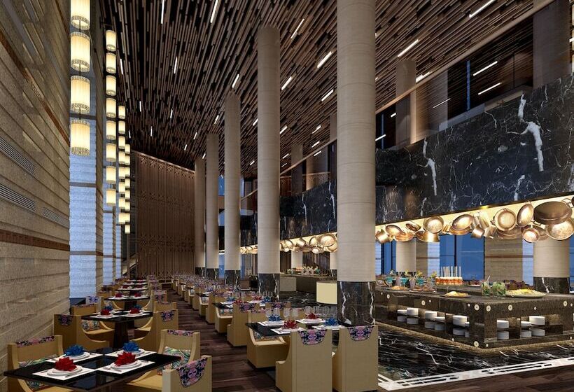 Отель Banyan Tree Jiuzhaigou