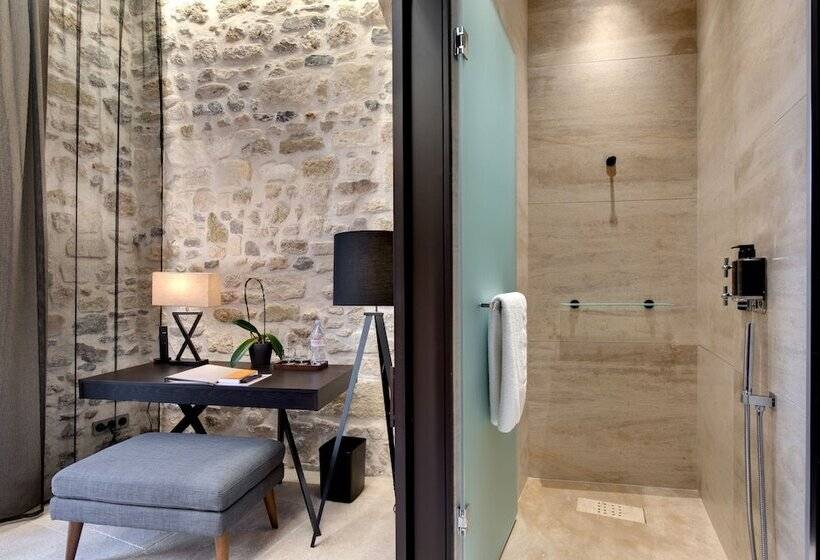 호텔 Boutique Hôtel Des Remparts & Spa