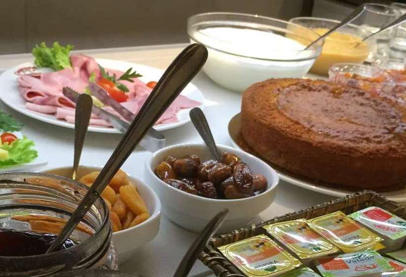 Brit Hotel Brive La Gaillarde   Restaurant La Limousine