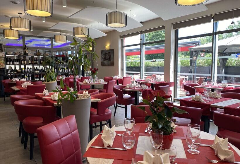 Brit Hotel Brive La Gaillarde   Restaurant La Limousine