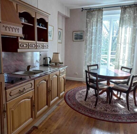 ホテル Chateau Des Chevaliers De Grand Tonne