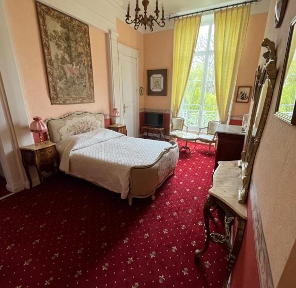 ホテル Chateau Des Chevaliers De Grand Tonne