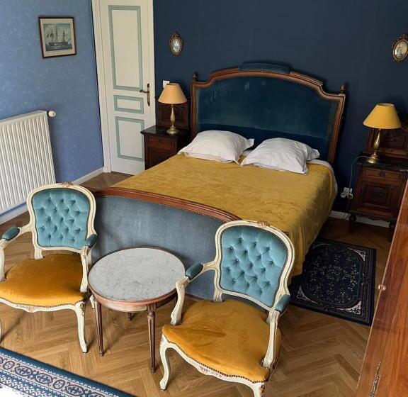 ホテル Chateau Des Chevaliers De Grand Tonne