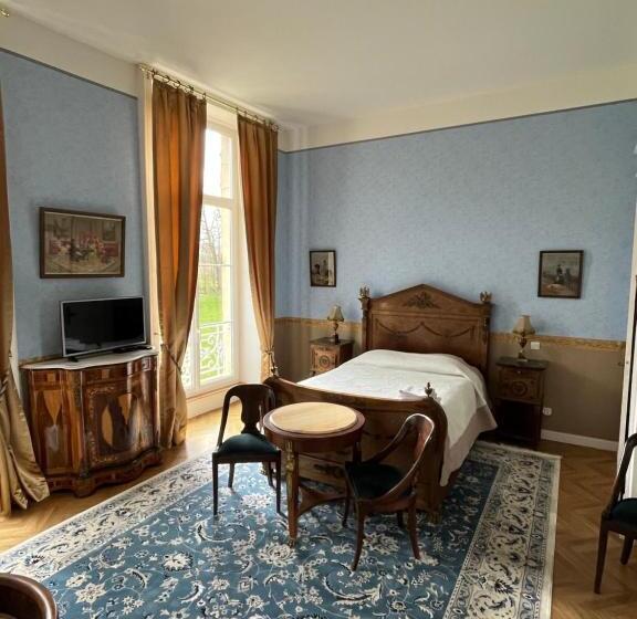 ホテル Chateau Des Chevaliers De Grand Tonne