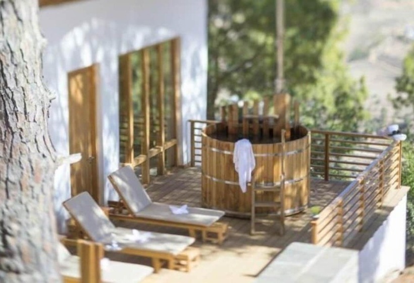 هتل Dhensa Resort